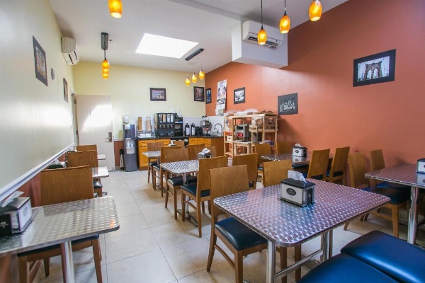 Pointe Plaza Hotel image 14